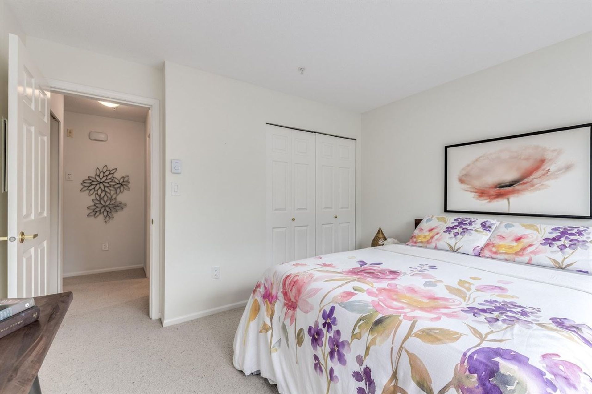 79192 at 402 - 3680 Banff Court, North Vancouver