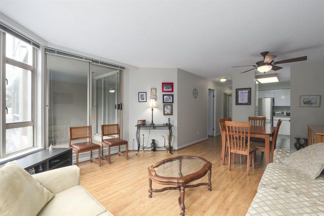 79425 at 412 - 1327 Keith Road E, North Vancouver