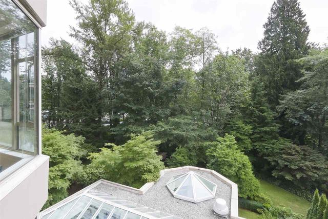 79461 at 412 - 1327 Keith Road E, North Vancouver