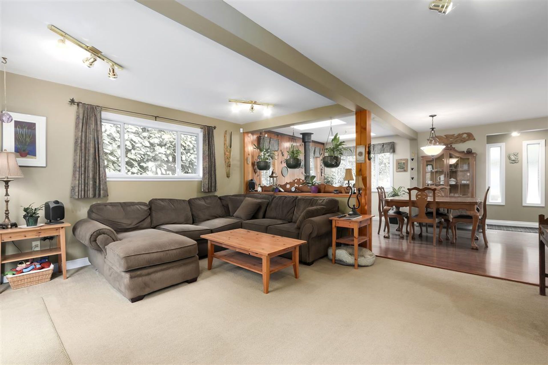 79673 at 1650 Deep Cove Road, North Vancouver