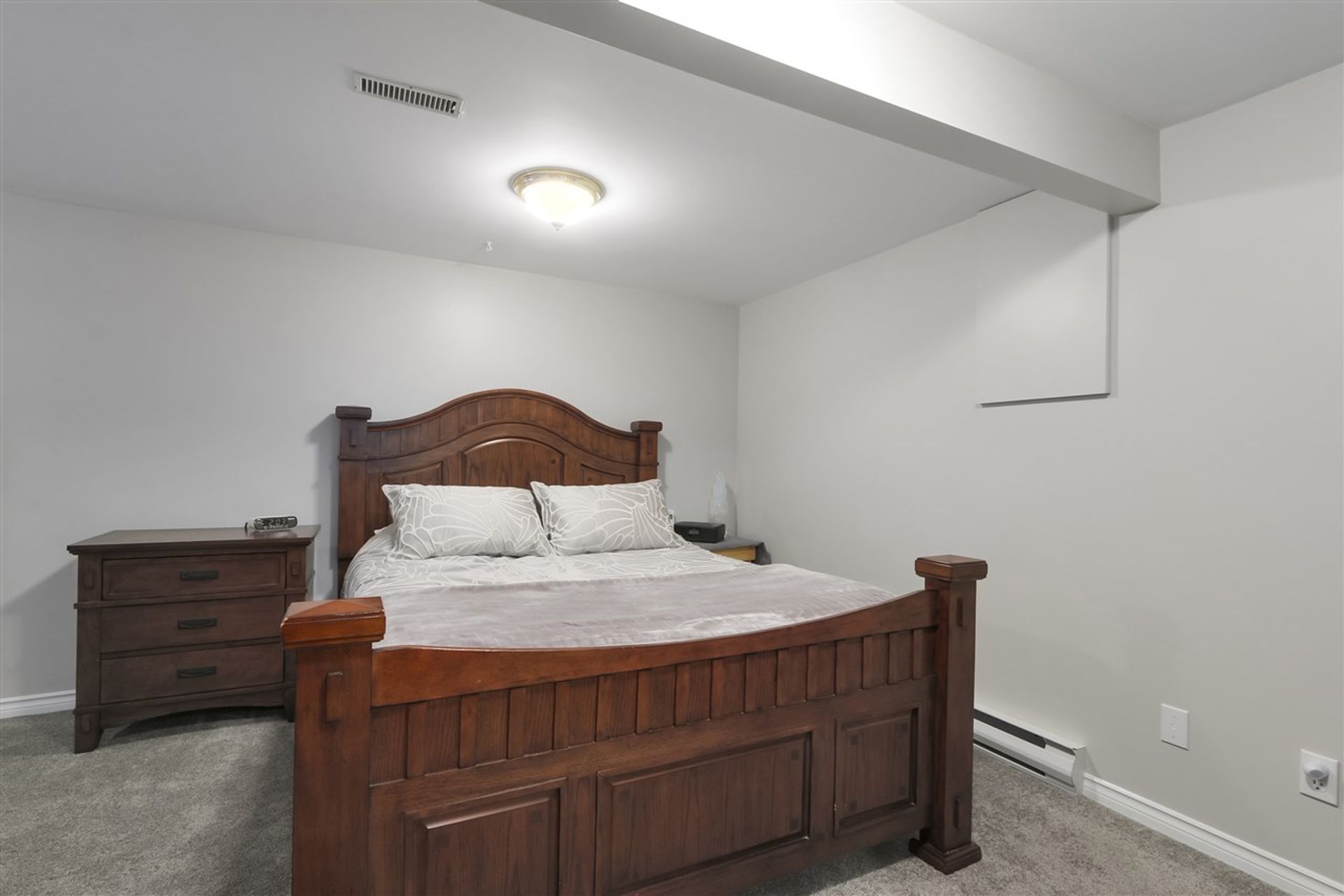 79709 at 1650 Deep Cove Road, North Vancouver