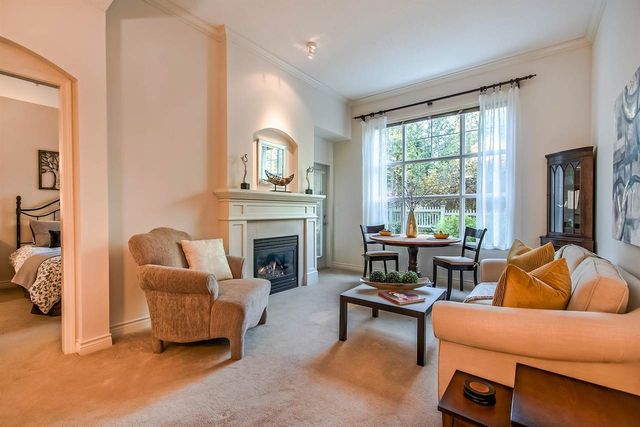 79950 at 104 - 960 Lynn Valley Road, North Vancouver