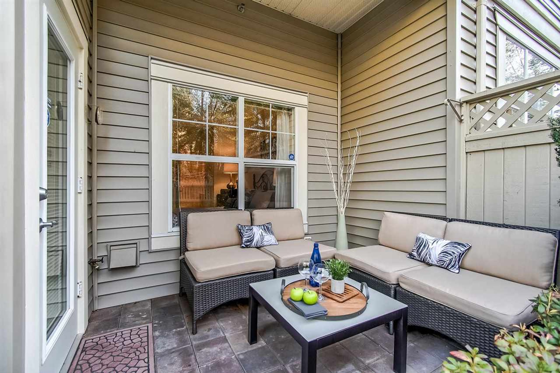 79962 at 104 - 960 Lynn Valley Road, North Vancouver