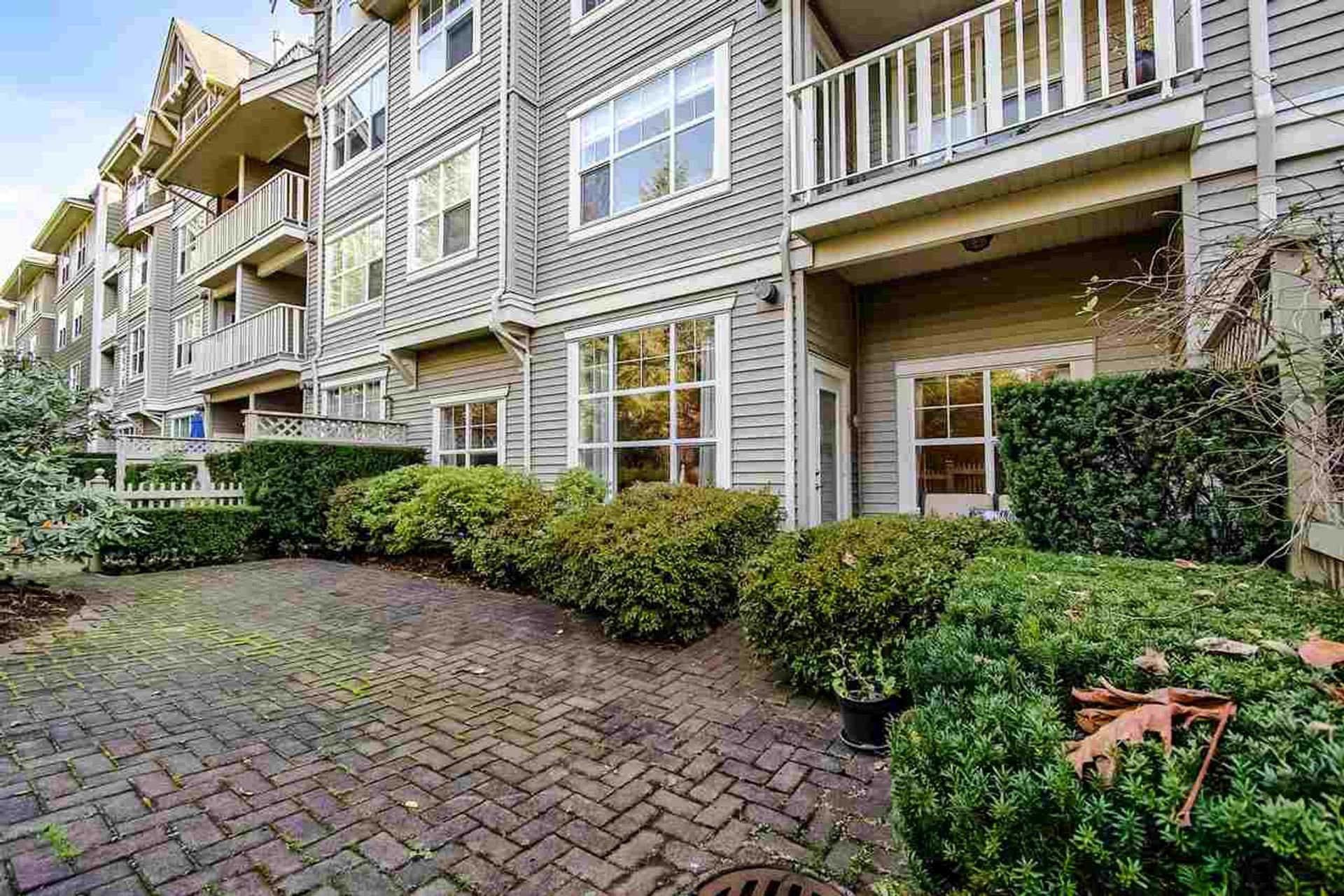 79966 at 104 - 960 Lynn Valley Road, North Vancouver