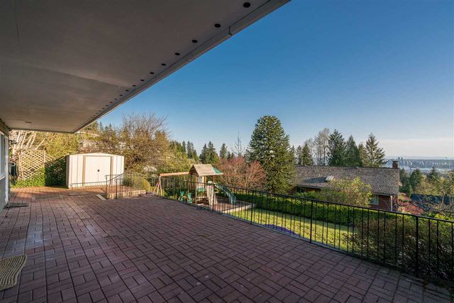 80104 at 4417 Starlight Way, North Vancouver