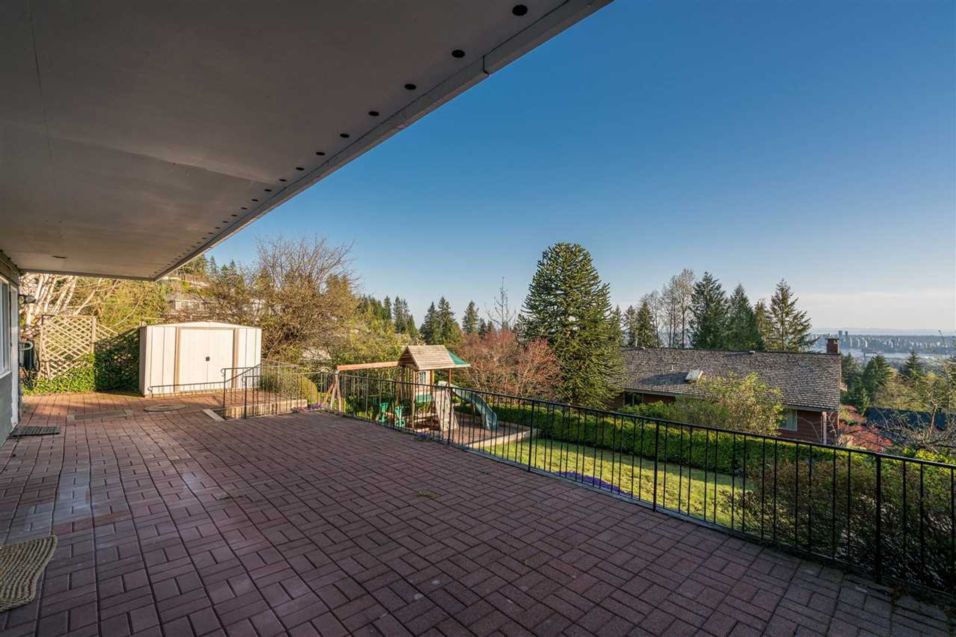 80104 at 4417 Starlight Way, North Vancouver