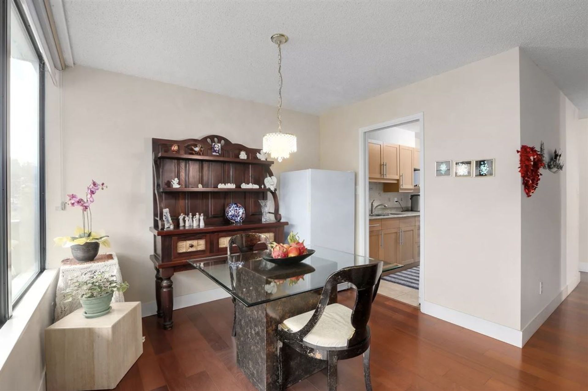 80218 at 403 - 1480 Duchess Avenue, West Vancouver