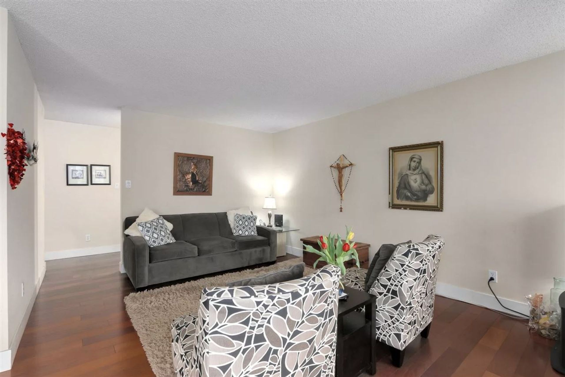 80239 at 403 - 1480 Duchess Avenue, West Vancouver