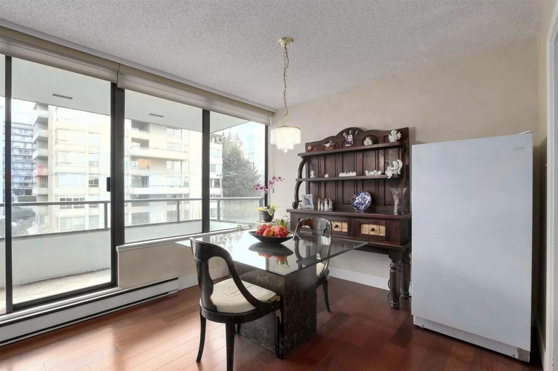 80273 at 403 - 1480 Duchess Avenue, West Vancouver