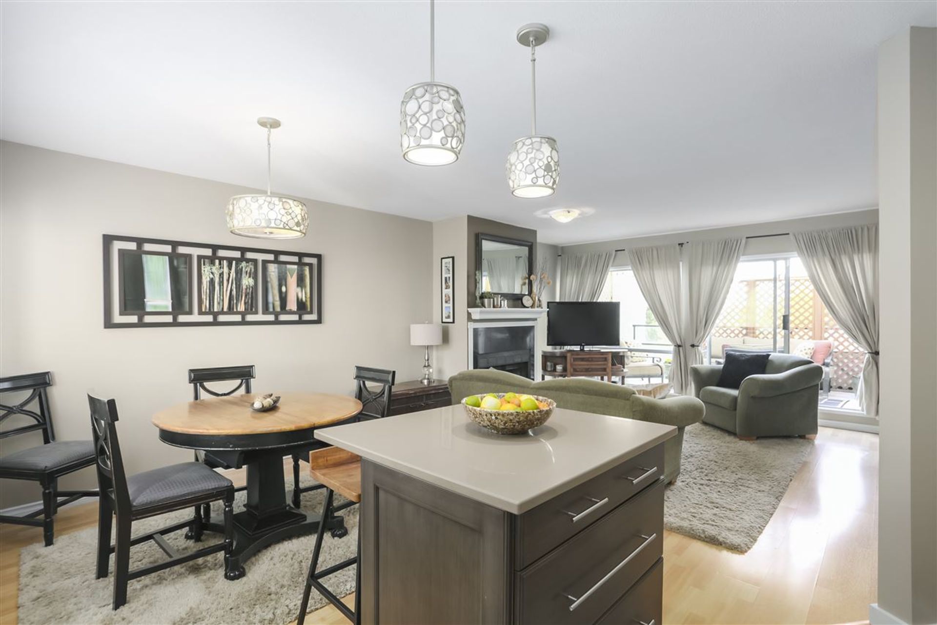 80824 at 3 - 410 Mahon Avenue, North Vancouver