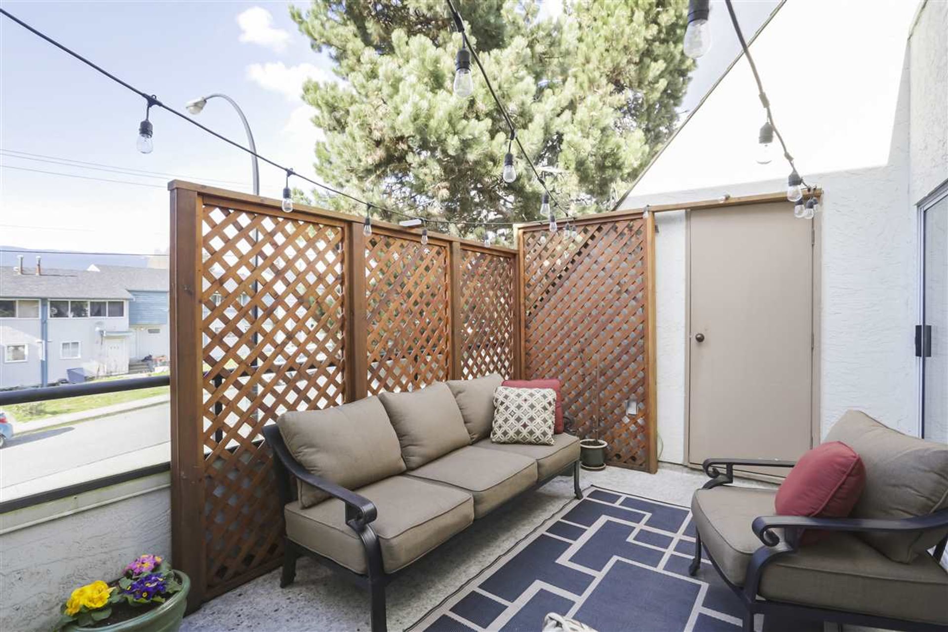 80833 at 3 - 410 Mahon Avenue, North Vancouver