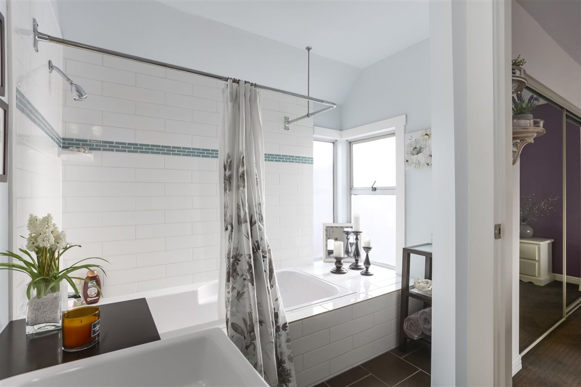 80852 at 3 - 410 Mahon Avenue, North Vancouver