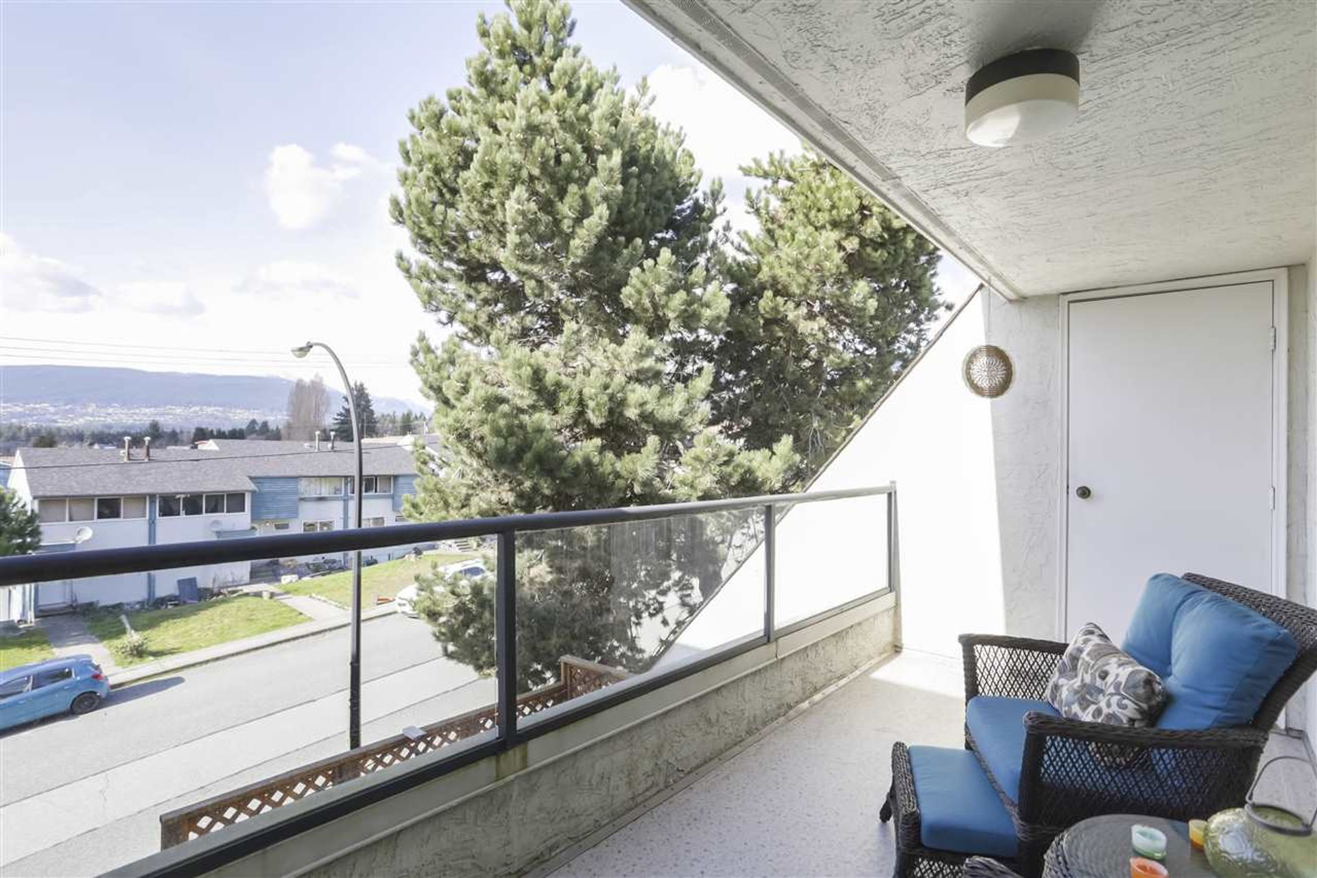 80860 at 3 - 410 Mahon Avenue, North Vancouver