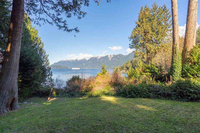 80715-1 at 7185 Cliff Road, West Vancouver