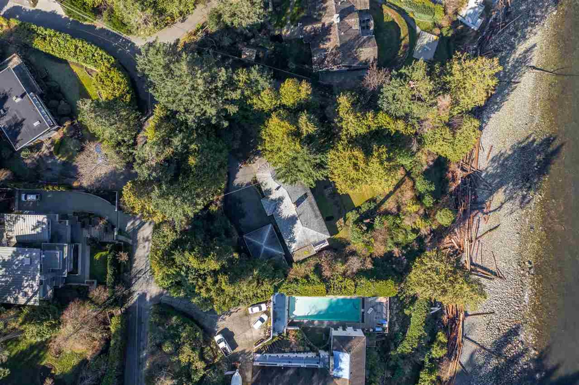 80909-1 at 7185 Cliff Road, West Vancouver