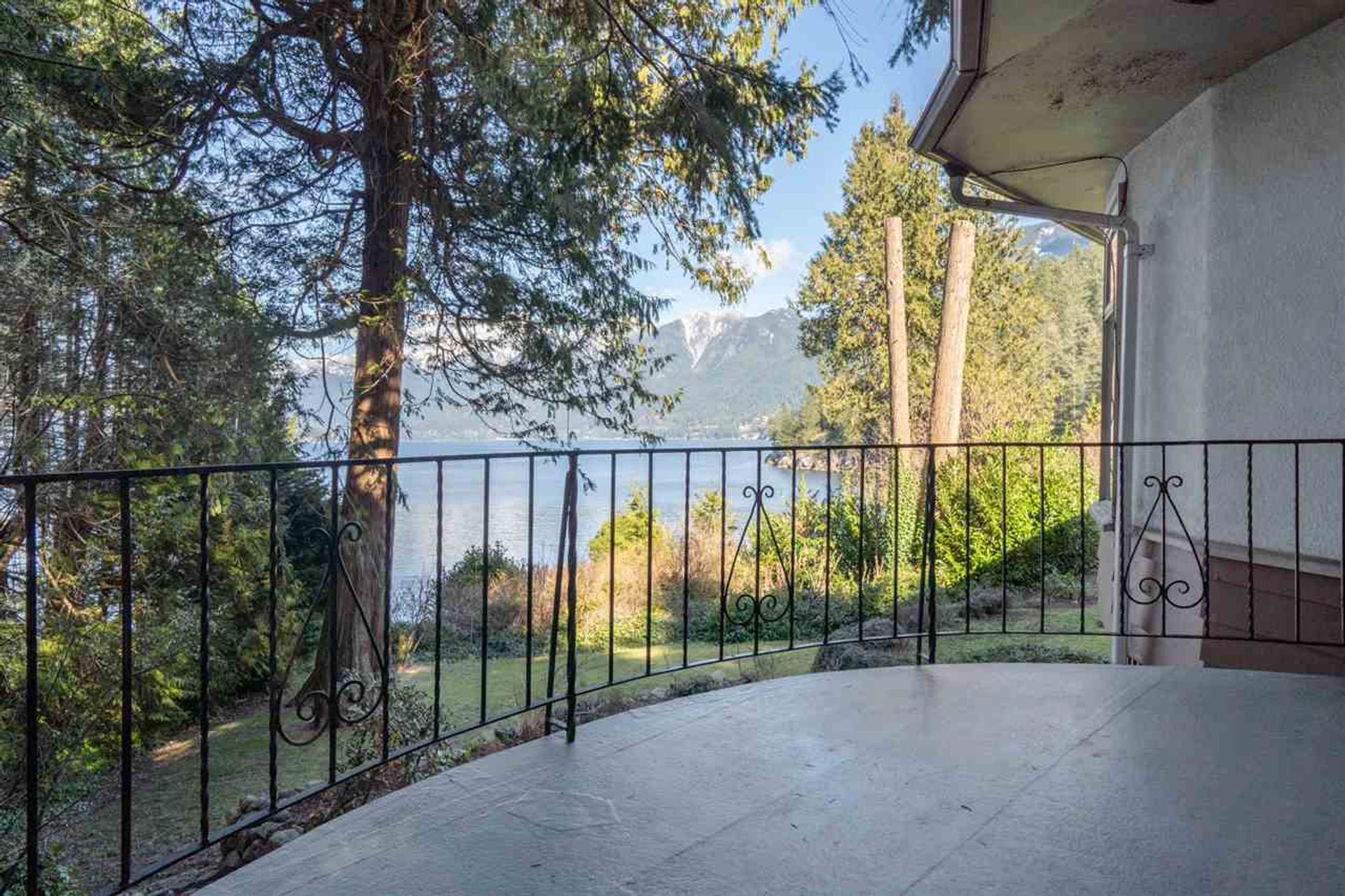 80922-1 at 7185 Cliff Road, West Vancouver