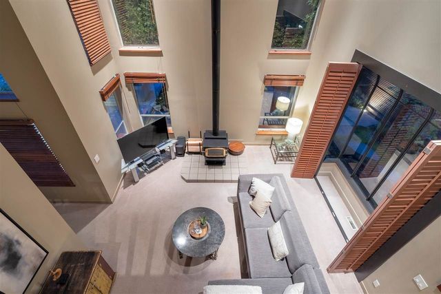 81233 at 3633 Robinson Road, North Vancouver