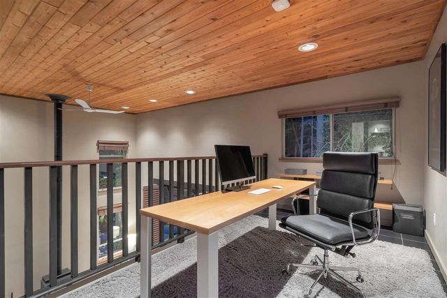 81240 at 3633 Robinson Road, North Vancouver