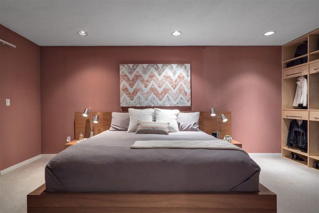 81292 at 3633 Robinson Road, North Vancouver