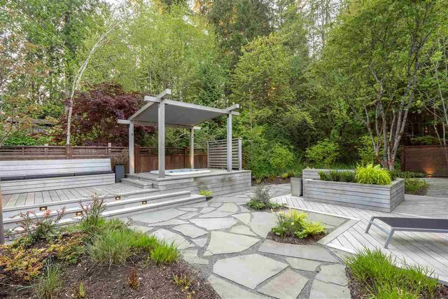 81387 at 3633 Robinson Road, North Vancouver
