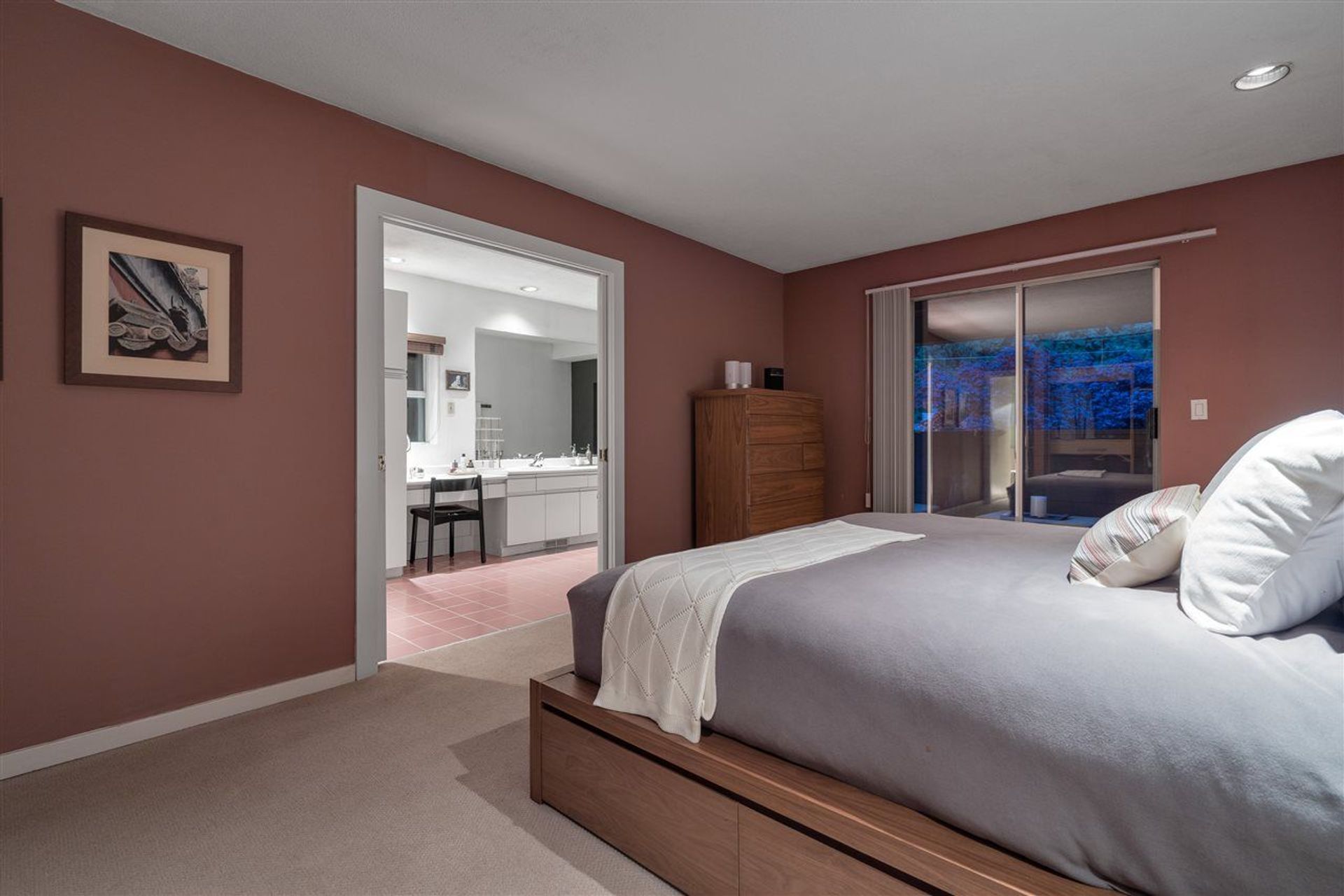 81304 at 3633 Robinson Road, North Vancouver