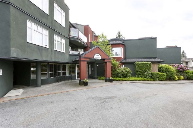 81865 at 301 - 2800 Chesterfield Avenue, North Vancouver