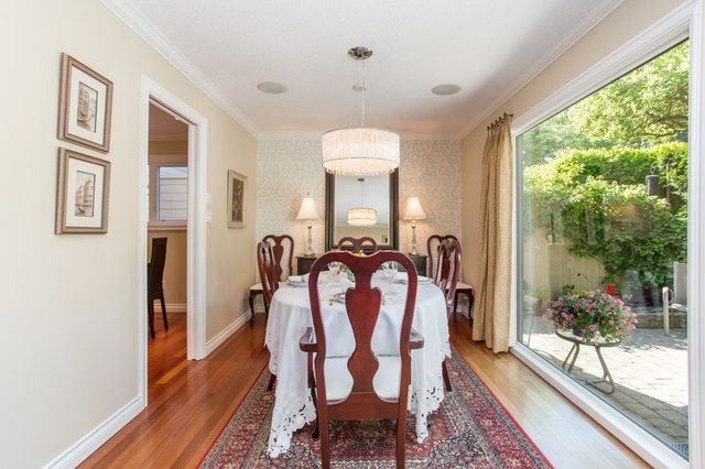 81928 at 865 Heritage Boulevard, North Vancouver