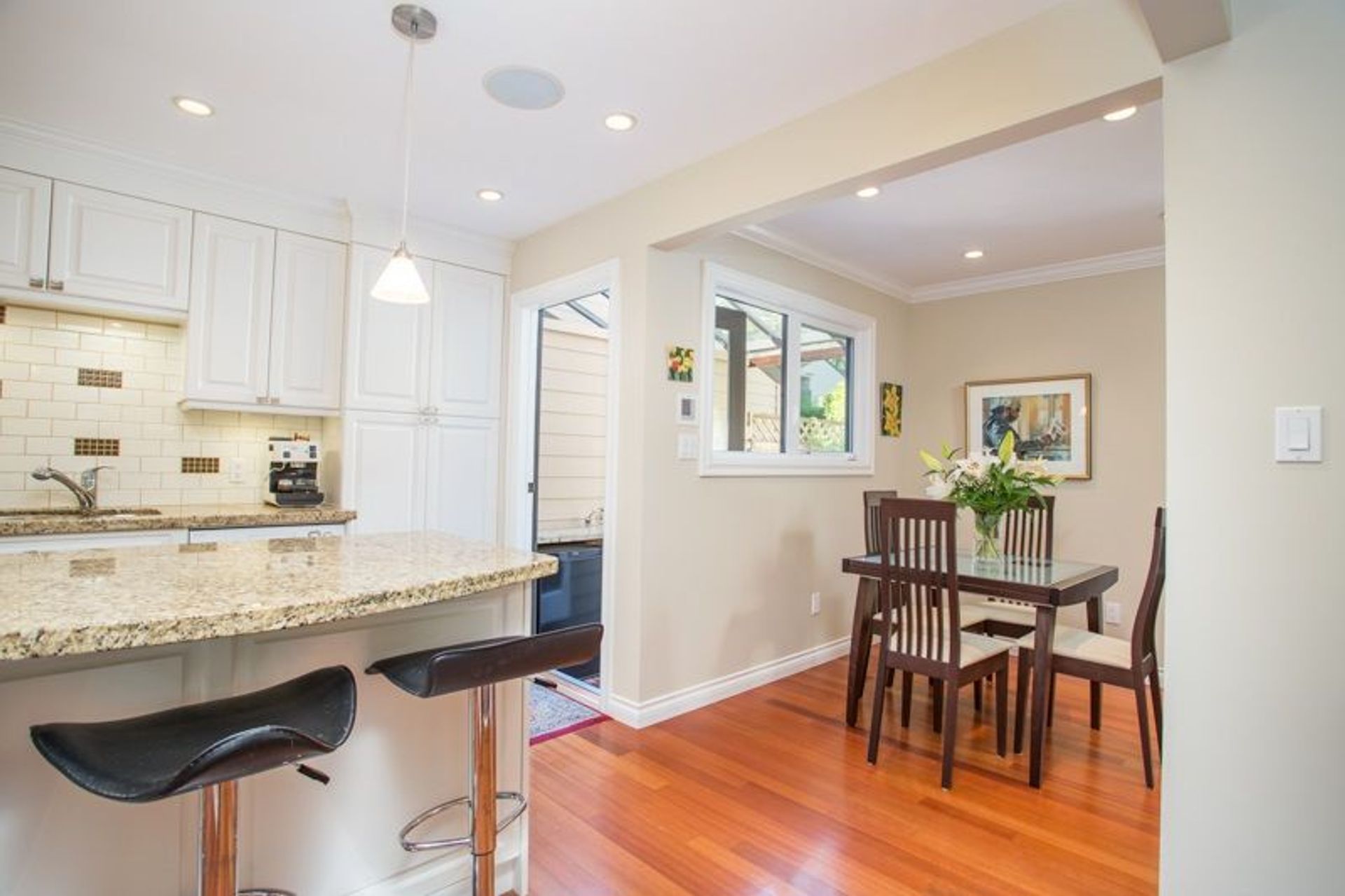 81916 at 865 Heritage Boulevard, North Vancouver