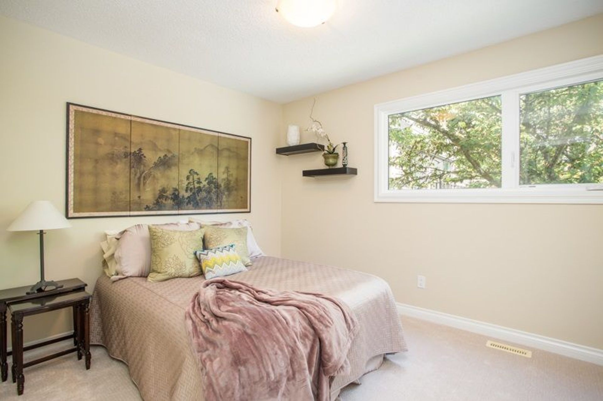 81944 at 865 Heritage Boulevard, North Vancouver