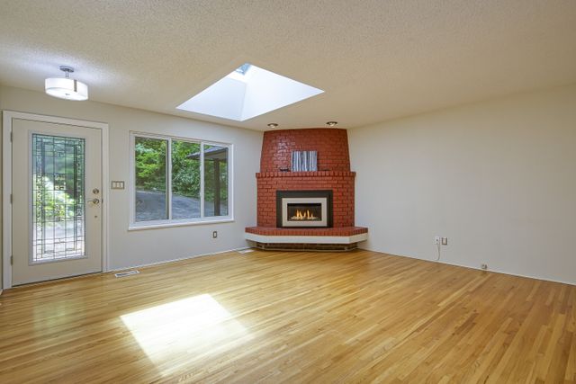 82099 at 1935 Rivergrove Place, North Vancouver