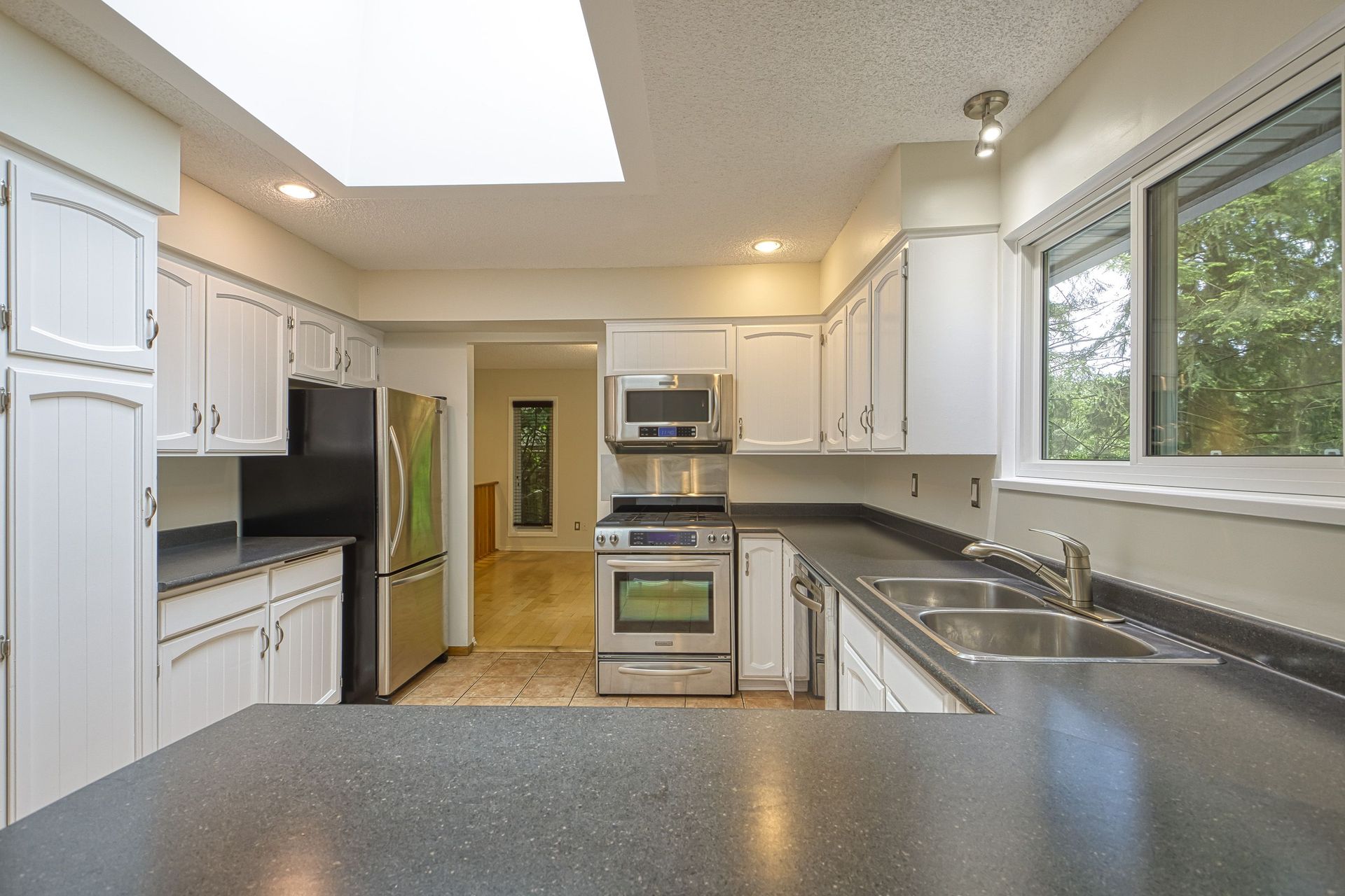 82115 at 1935 Rivergrove Place, North Vancouver