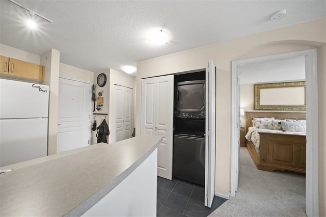 82357 at 411 - 1150 29th Street E, North Vancouver