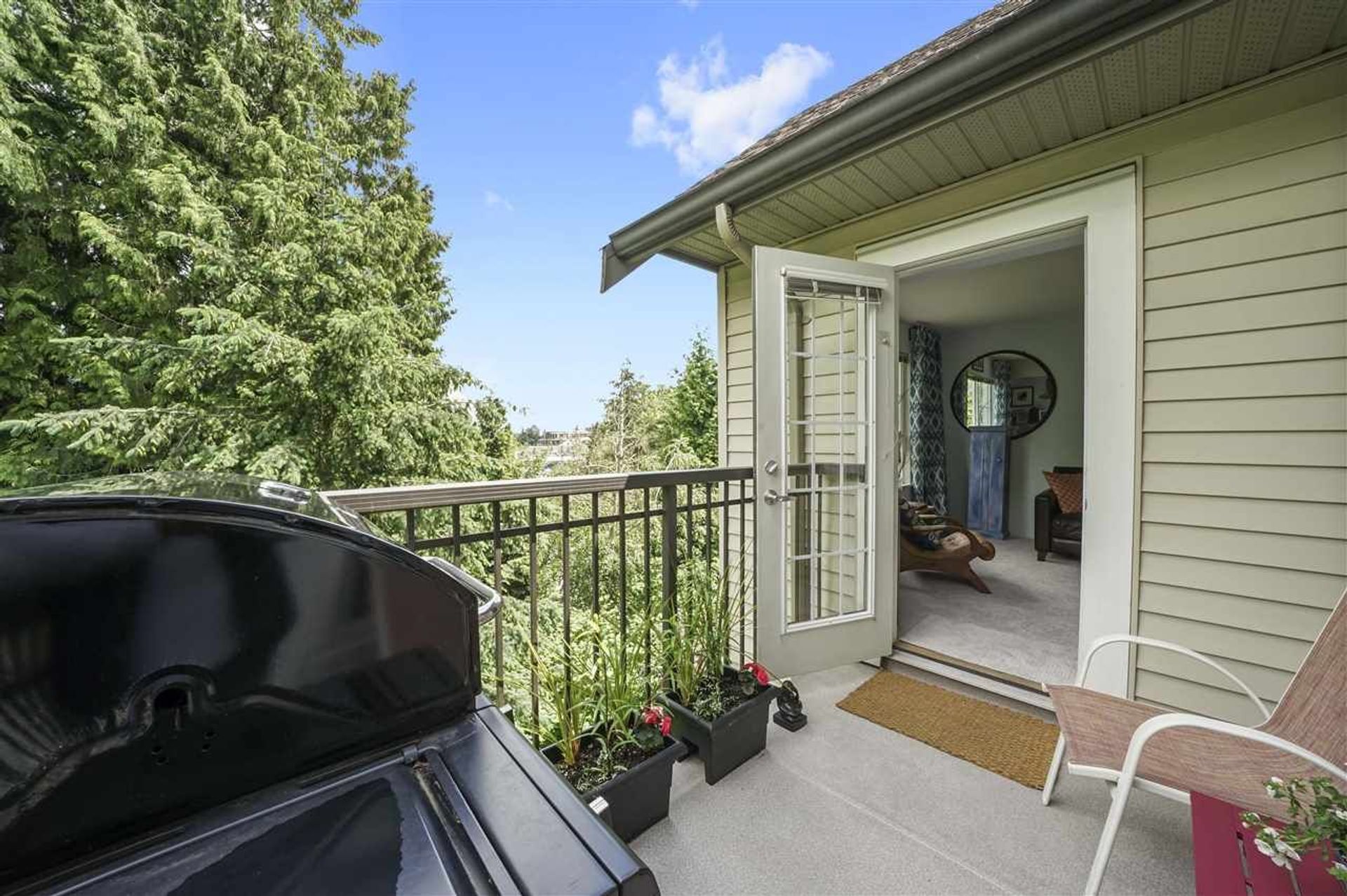 82329 at 411 - 1150 29th Street E, North Vancouver