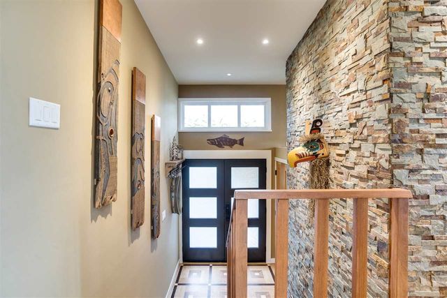 82924 at 618 Plymouth Drive, North Vancouver