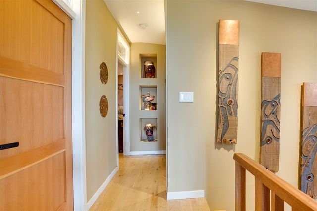 82952 at 618 Plymouth Drive, North Vancouver