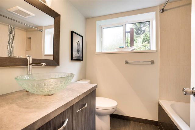 83036 at 618 Plymouth Drive, North Vancouver