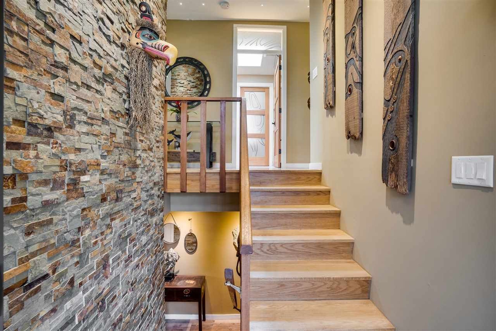 82920 at 618 Plymouth Drive, North Vancouver