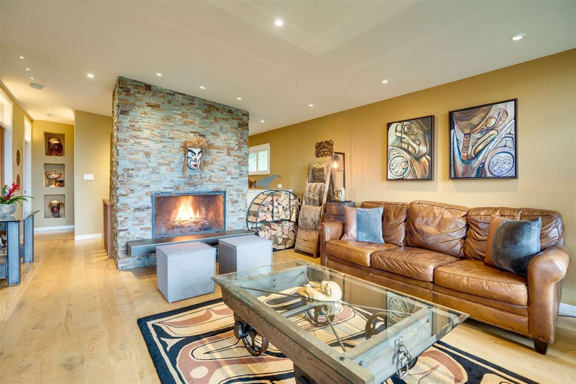 82928 at 618 Plymouth Drive, North Vancouver