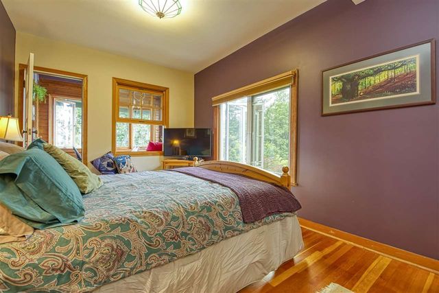 83721 at 162 Osborne Road W, North Vancouver