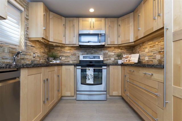 83897 at 2144 W 3rd Avenue, Vancouver West