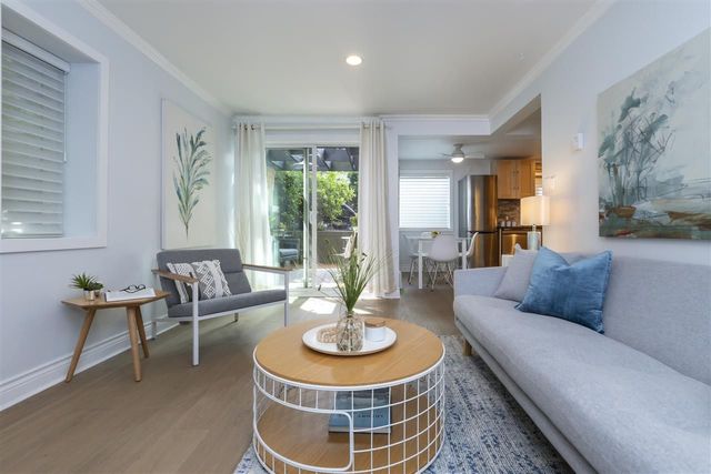 83917 at 2144 W 3rd Avenue, Vancouver West