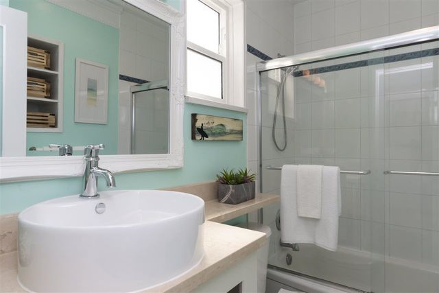 83933 at 2144 W 3rd Avenue, Vancouver West