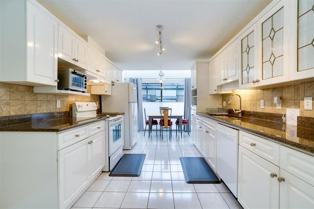 84025 at 1528 Woods Drive, North Vancouver