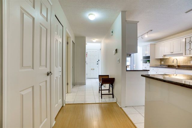 84041 at 1528 Woods Drive, North Vancouver