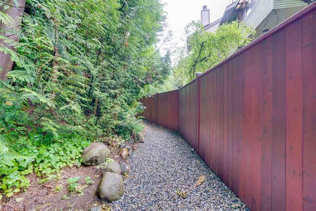 84141 at 1528 Woods Drive, North Vancouver