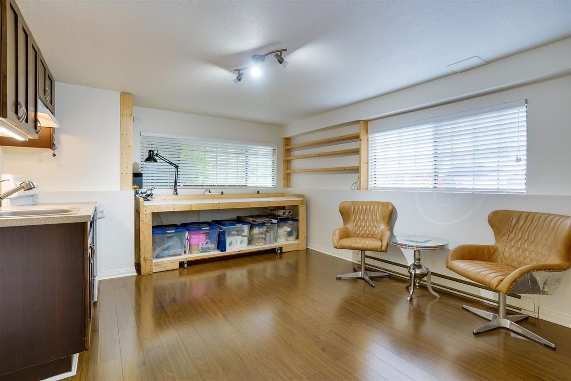 84125 at 1528 Woods Drive, North Vancouver