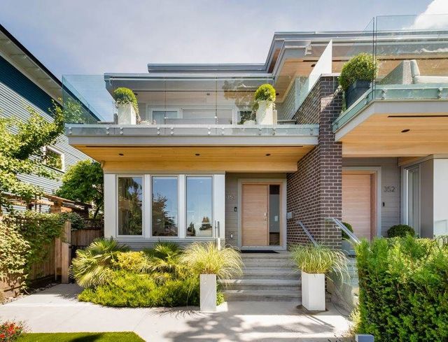 84212 at 350 5th Street E, North Vancouver