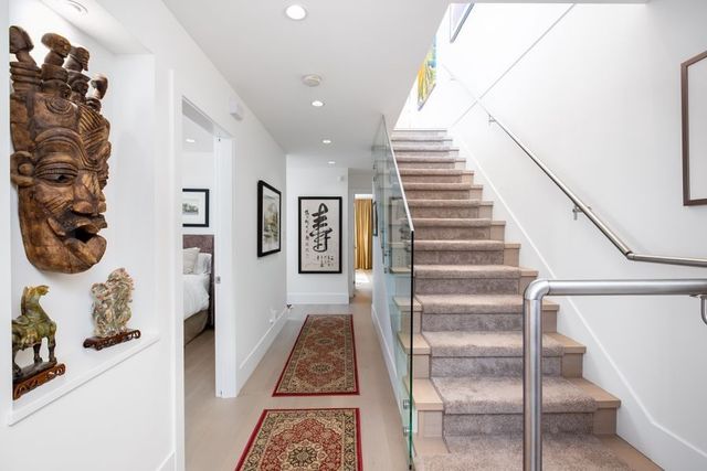 84284 at 350 5th Street E, North Vancouver