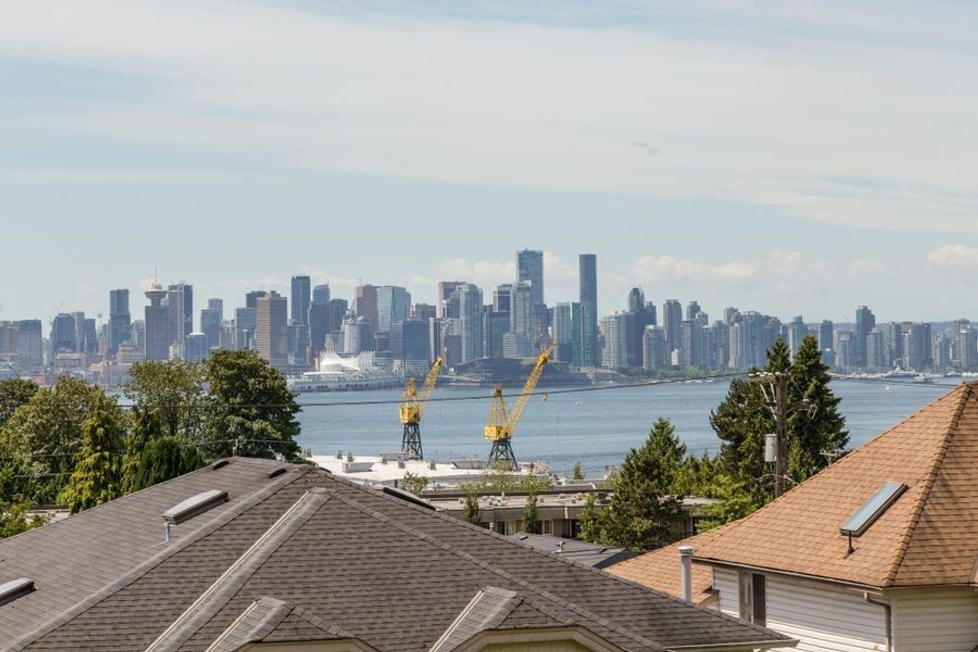 84224 at 350 5th Street E, North Vancouver