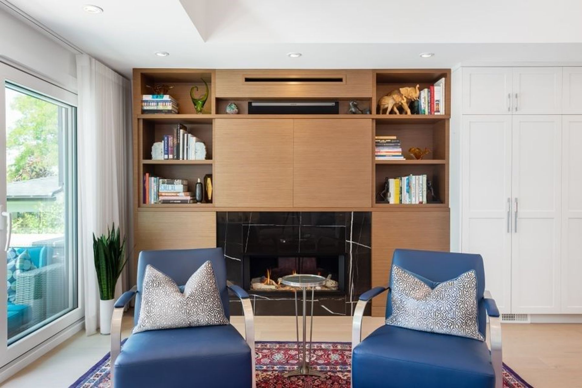 84232 at 350 5th Street E, North Vancouver